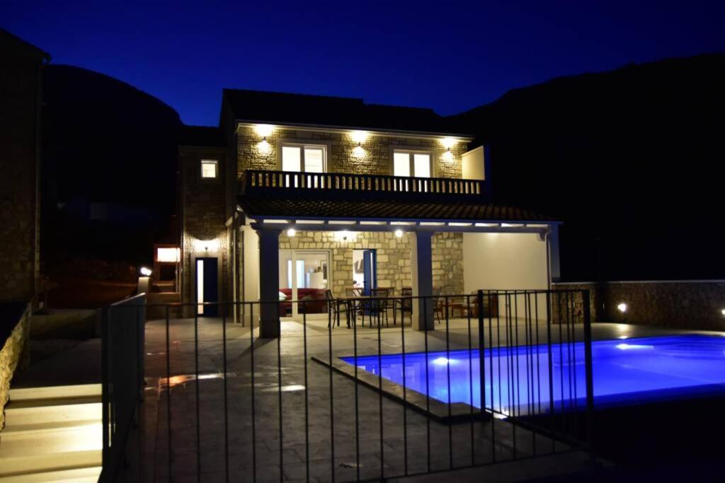 Villa Katarina - Infinity Pool With Amazing View Bol Exterior foto